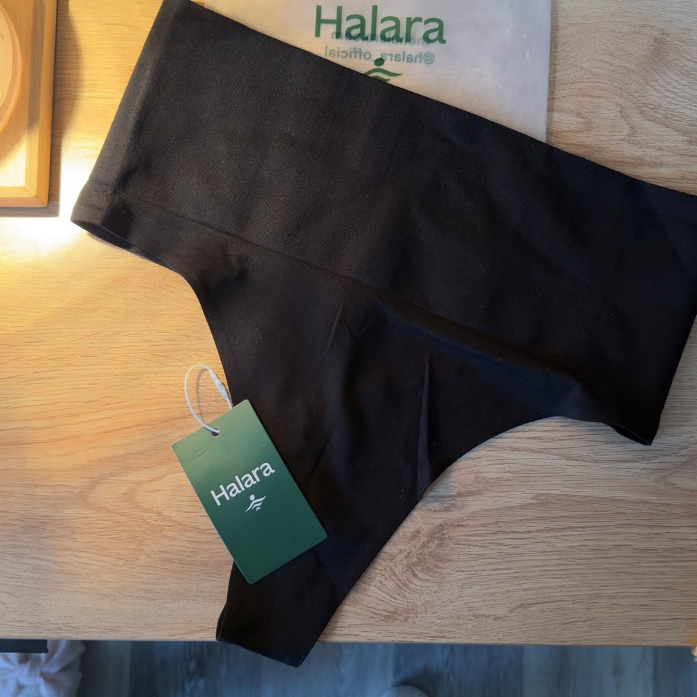 HALARA Black High-Rise Leggings